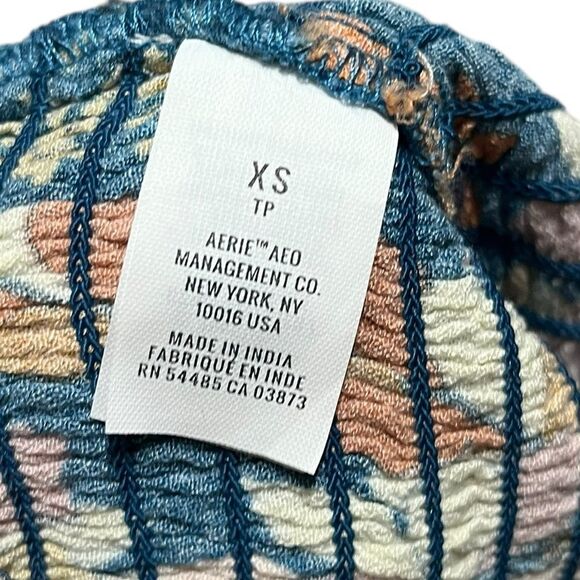 Aerie Cropped Floral Puff Sleeve Top, Size XS, NWT - Picture 8 of 9